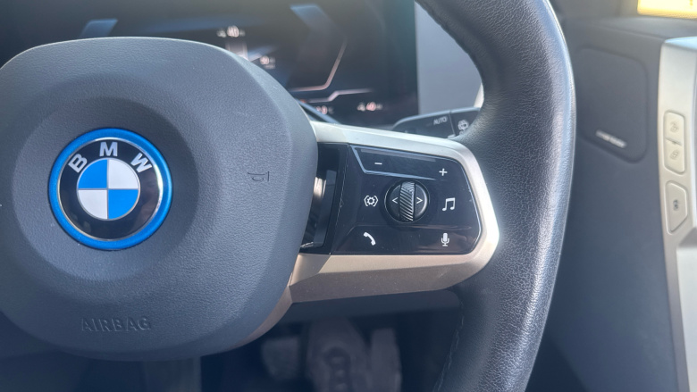 BMW iX 240kW xDrive40 M Sport 76.6kWh 5dr Auto Electric Estate